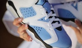 球鞋爆料最新视频在线观看,跟随视频一睹球鞋爆料风采